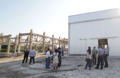 Cajas. La planta de la derecha está casi terminada
