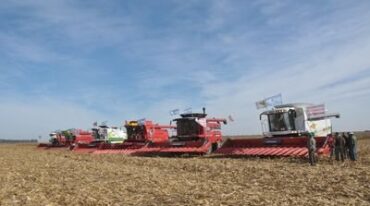 DULCE ESPERA. Los empresarios del sector metalmecánico aguardan una mejora de la actividad agropecuaria para que despeguen sus máquinas. Los puestos de trabajo están sostenidos hoy por el plan nacional Repro -Recuperación Productiva-. archivo/José Vittori
