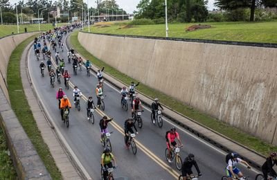 ACTIVIDAD. El Cruce del Túnel Subfluvial reunió a cientos de participantes de diferentes lugares.   gentileza RRPP Túnel Subfluvial