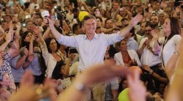 EL CANDIDATO de Cambiemos -Mauricio Macri- estuvo una vez más en Rosario. La Cuna de la Bandera juega fuerte de cara a las presidenciales.  Prensa Cambiemos