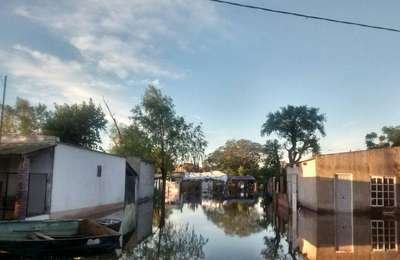 VIVIENDAS inundadas en Puerto Reconquista.  Gentileza
