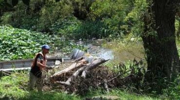 LAS TAREAS consistieron en la desobstrucción del sistema de desagües