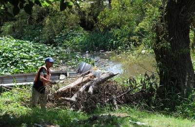 LAS TAREAS consistieron en la desobstrucción del sistema de desagües