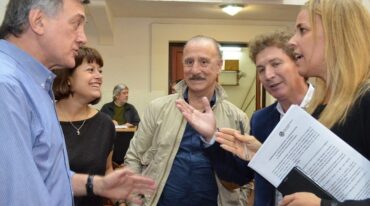 Argumentos. La concejala Daniele León (a la derecha) plantea que 'la cuestión es tener un plan alternativo para cuando la prevención del consumo de drogas fracasa'. La iniciativa recibió críticas y un límite por parte del municipio. gentileza Concejo Rosario