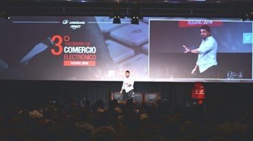 La convocatoria reunió a más de 1.100 personas que asistieron a las charlas desarrolladas en el marco del encuentro. La empresa Andreani y la Asociación de Profesionales en Marketing (APMKT) estuvieron a cargo del evento. Gentileza Mela Castagna