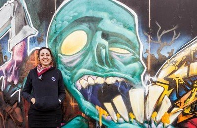 Las intervenciones callejeras de la artista rosarina por adopción