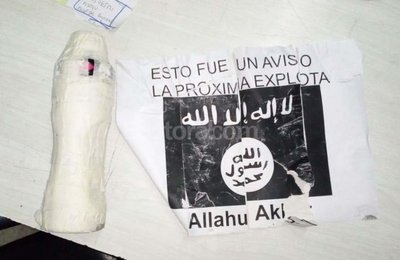 Mensaje terrorista. 'Alahu Akbar' significa 'Dios es grande' y es considerado un grito de guerra. Mirador Provincial