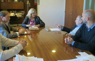 La ministra Claudia Balagué habló con directivos del ente que nuclea a los médicos. Sec. de Com. Social.