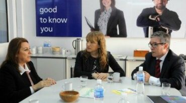 El acuerdo prevé ayudar a la inserción laboral a las personas con capacidades diferentes. Sec. de Com. Social.