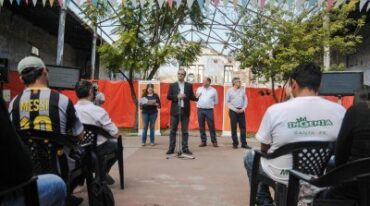 El programa busca la inclusión social de los trabajadores informales en el sector de los residuos. Gentileza: Municipalidad de Santa Fe.