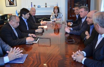 El Ministerio de Seguridad de la Nación informó que los agentes federales en la provincia son 2.864. Sec. de Com. Social.