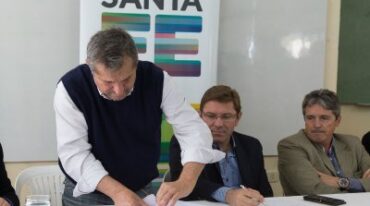 La apertura de sobres se realizó en la escuela 750 Coronel Pedro Conde de la localidad de La Penca y Caraguatá. Sec. de Com. Social.