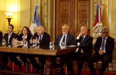 El acuerdo fue firmado por el Gobierno provincial