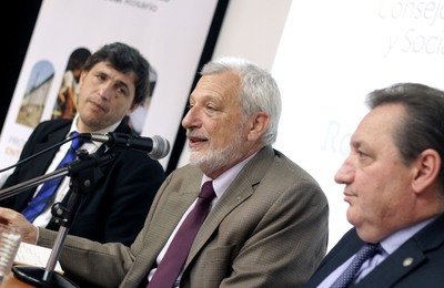 Tomar nota. Durante la reunión los ministros Silberstein (en el centro) y Genesini (derecha) asumieron que