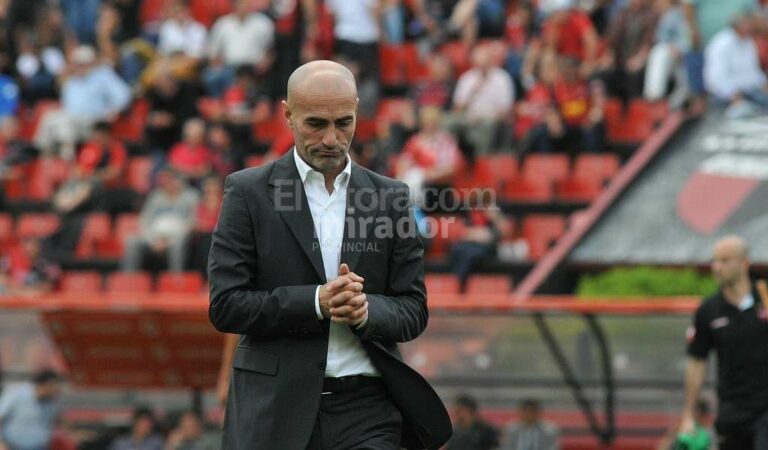 El conjunto de Paolo Montero enfrentará al mejor equipo del certamen. Archivo. Mauricio Garín.