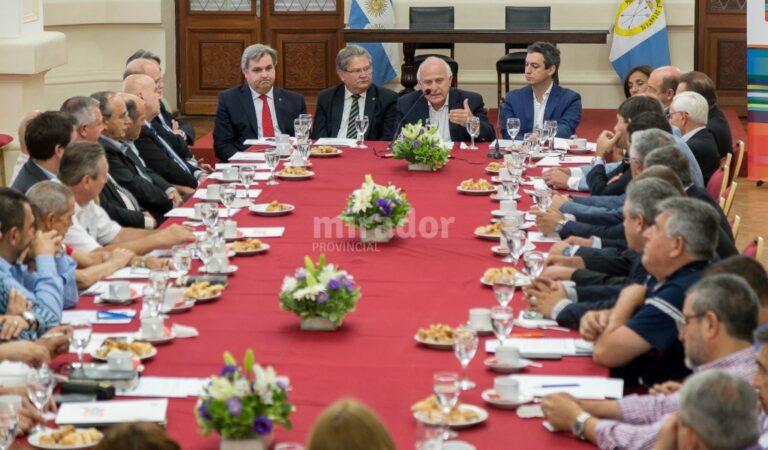 El CEyS agrupa a organizaciones de distintas esferas en la búsqueda de acciones concretas que creen mejoras en la provincia. Sec. de Com. Social.