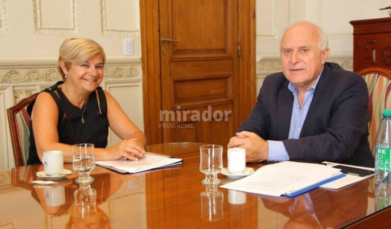 Clérici y Lifschitz se reunieron para tratar temas como para la red de cloacas de barrio Quique. Gentileza: Municipalidad de Cañada de Gómez.