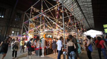 Así de grande. Los santafesinos y la gente de una amplia región ya identifica este espacio como un sitio donde puede comprar los regalos