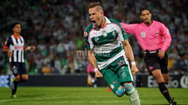 Por ser un jugador que le hace honor a las palabras 'carrilero' y 'extremo'