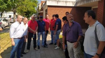 Varios diputados se trasladaron a Reconquista para acompañar a los delegados gremiales en la audiencia en el ministerio de Trabajo. Gentileza.
