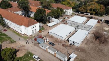 En su interior (no permitieron el acceso para la toma de imágenes) contará con 24 camas de terapia intensiva