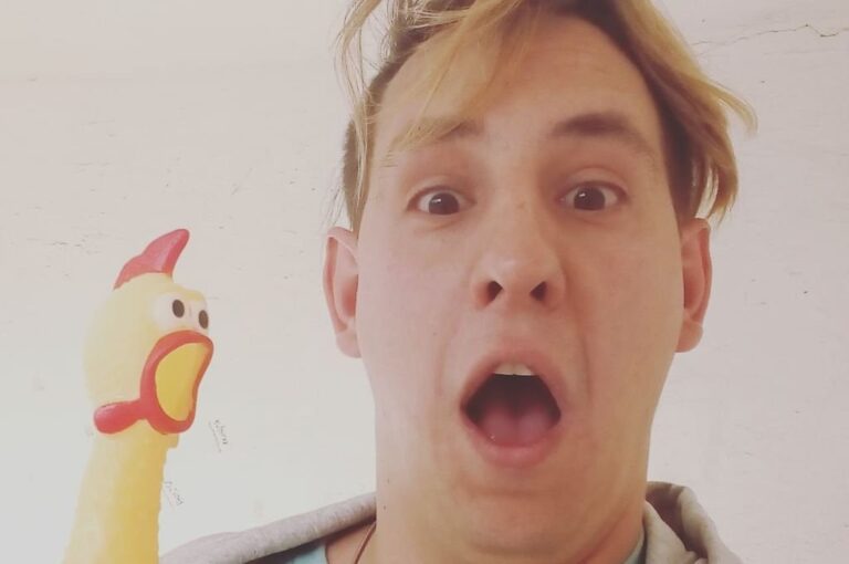 "El humor en el país brota. Nos reímos de todo