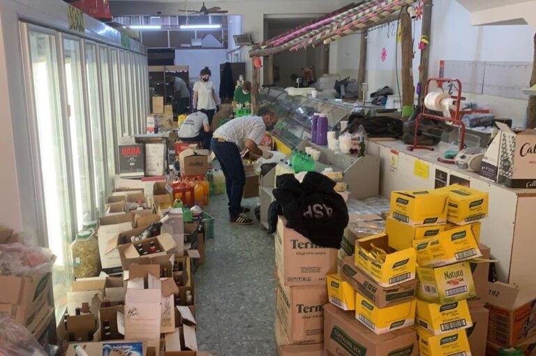 Se incautaron más de 3.000 kilos de mercadería en mal estado. Transmedia TV.