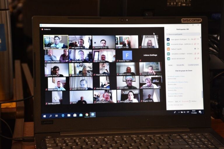Concurrido. Fue el primer desayuno virtual organizado por la Asociación Dirigentes de Empresa. Gentileza.