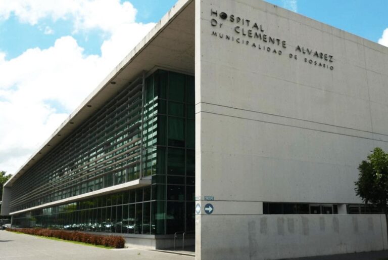 El joven falleció en el Hospital de Emergencias Clemente Álvarez Archivo