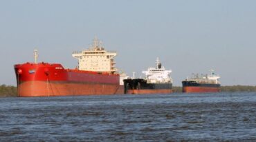 A los puertos del Gran Rosario habían ingresado 2.632 buques oceánicos en el 2019