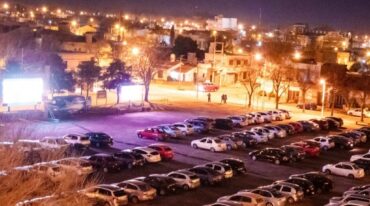 La posibilidad de brindar el autocine en Venado Tuerto es consecuencia de una experiencia similar que se impulsó en la localidad de Ramona. Mirador Provincial.
