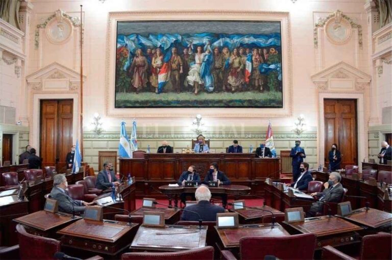 Senado de Santa Fe. Archivo El Litoral