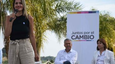 Losada con el respaldo de dirigentes nacionales de Juntos por el Cambio.   Luis Cetraro