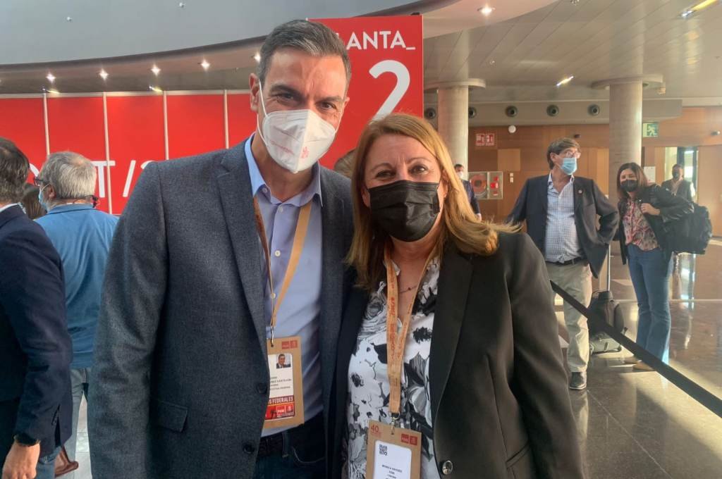 Pedro Sánchez y Mónica Fein. Gentileza.