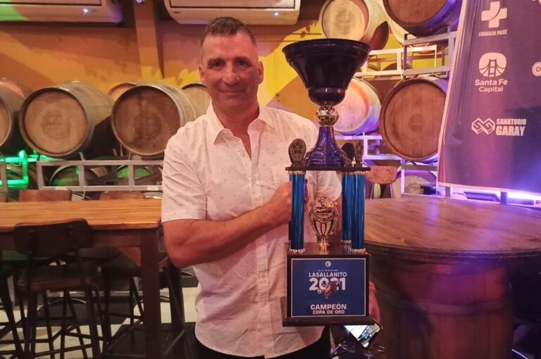 Pizzi estuvo en la presentación del Lasallanito. Mirador Provincial.