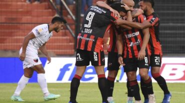 El primer abrazo de Patronato tras una larga sequía sin triunfos.