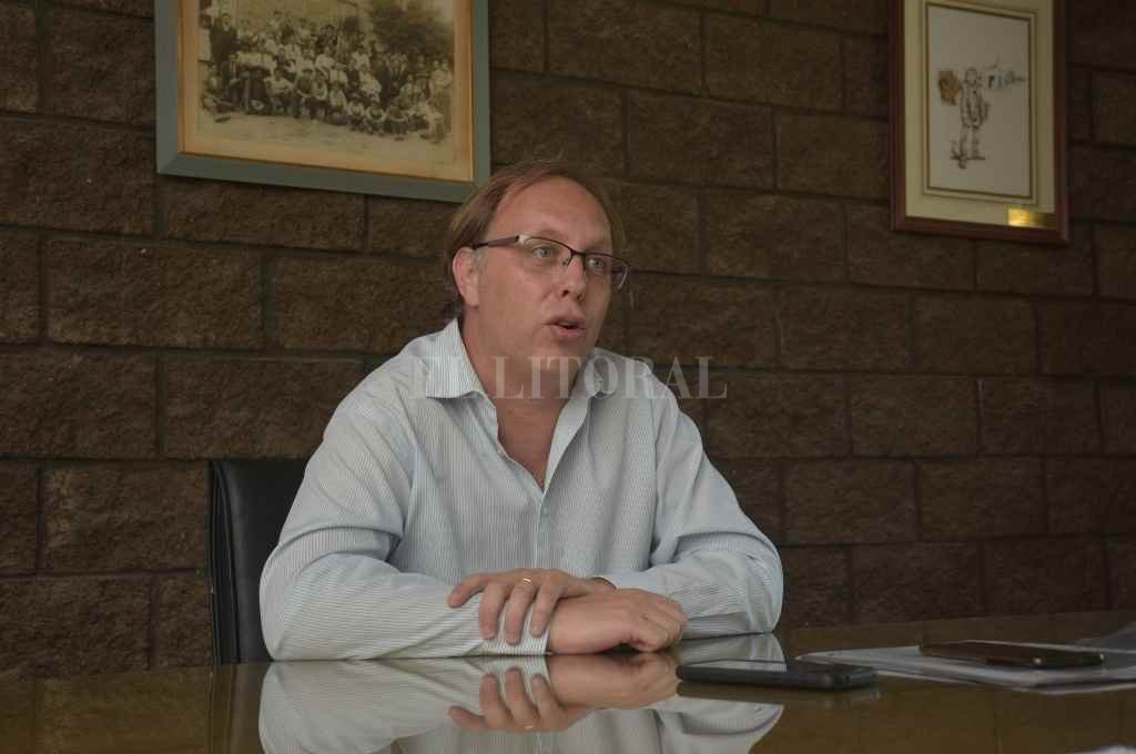 Ocupó lugares importantes primero en administraciones municipales rosarinas y luego en el área de Economía