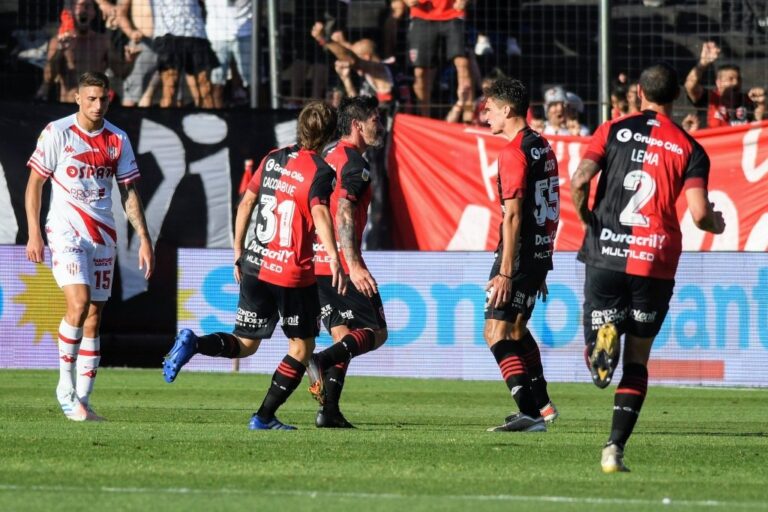 Pablo Pérez tras el gol ante Unión