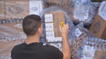En la mañana de este lunes comenzó la descarga de las urnas en la Secretaría Electoral. Flavio Raina