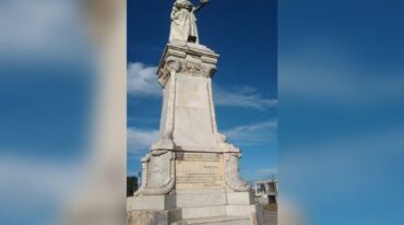 Sobre la barranca