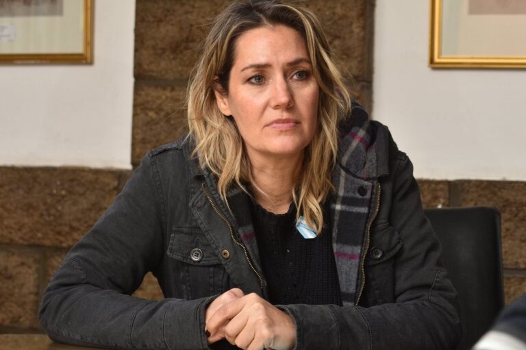 Losada promete volver a las diferentes localidades para escuchar a los vecinos