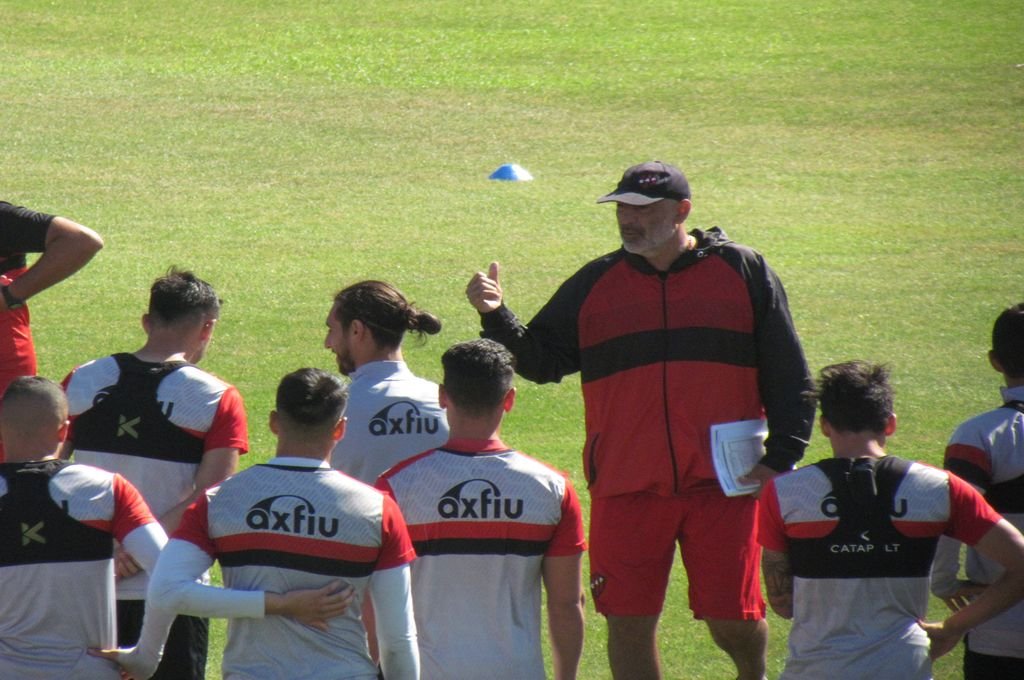 Iván Delfino seguiría en el cargo el próximo año. Foto: Gabriel Obelar.