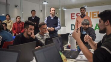 La experiencia de Escuelas de Trabajo en Santa Fe sirvió de impulso para la ampliación del programa "Conectando con vos". Gentileza