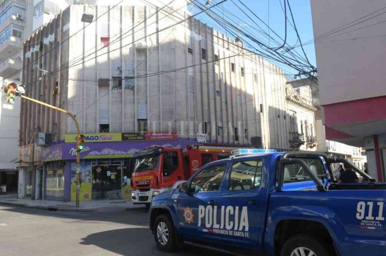 Un joven de 25 años se encontraba en el departamento cuando se inició el foco. Flavio Raina