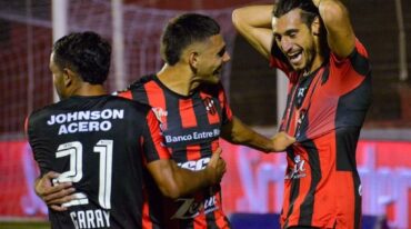 Patronato quiere continuar con el pie derecho en Villa Sarmiento.  Prensa Patronato