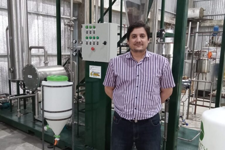 El método en cuestión permitirá hacer una harina con sabor neutro que al ser incorporada por ejemplo a la carne para la elaboración de hamburguesas no será percibida en el paladar de quien la pruebe. Gentileza