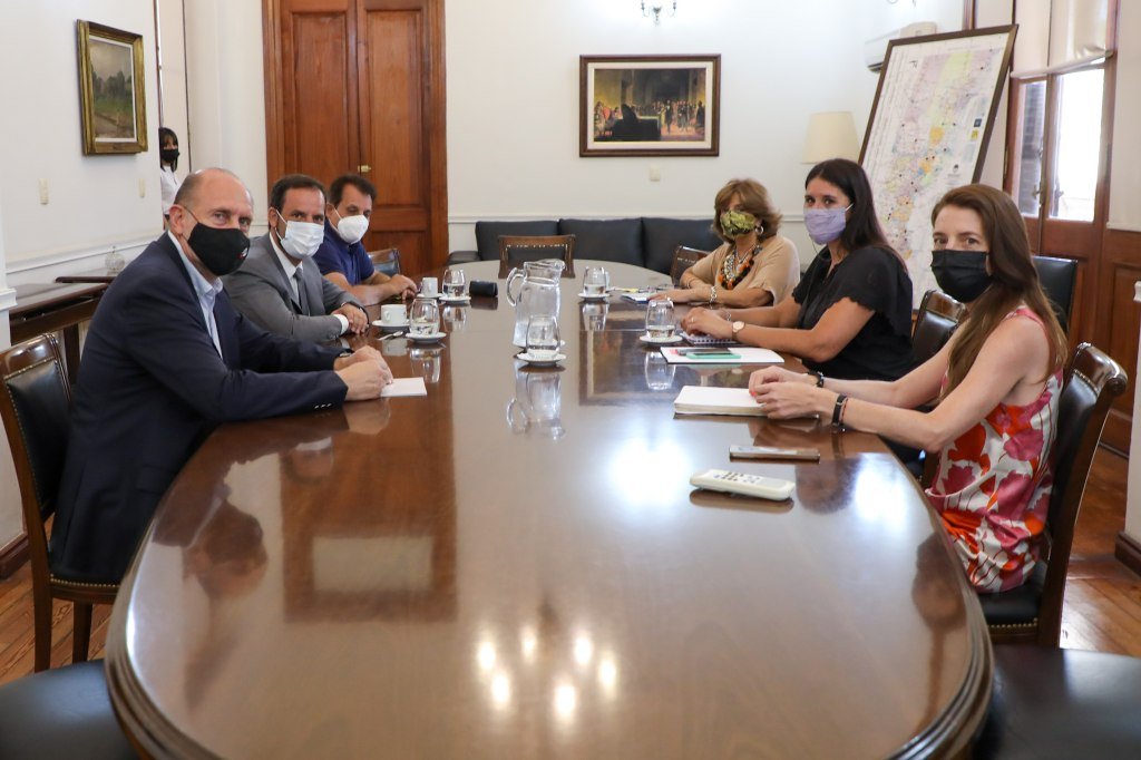 El gobernador Perotti recibió a Sujarchuk. Gentileza: prensa Gobierno de Santa Fe.