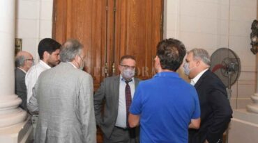 El ministro Lagna