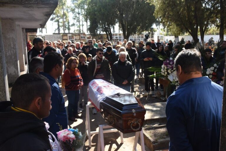 Los restos fueron trasladados hasta su morada final en el Cementerio Municipal