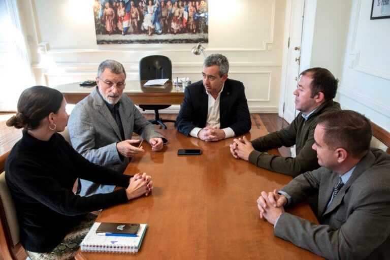 El ministro destacó que 'es una tarea que será abordada en conjunto desde todas las áreas del gobierno de la Provincia". Gentileza: prensa Gobierno de Santa Fe.